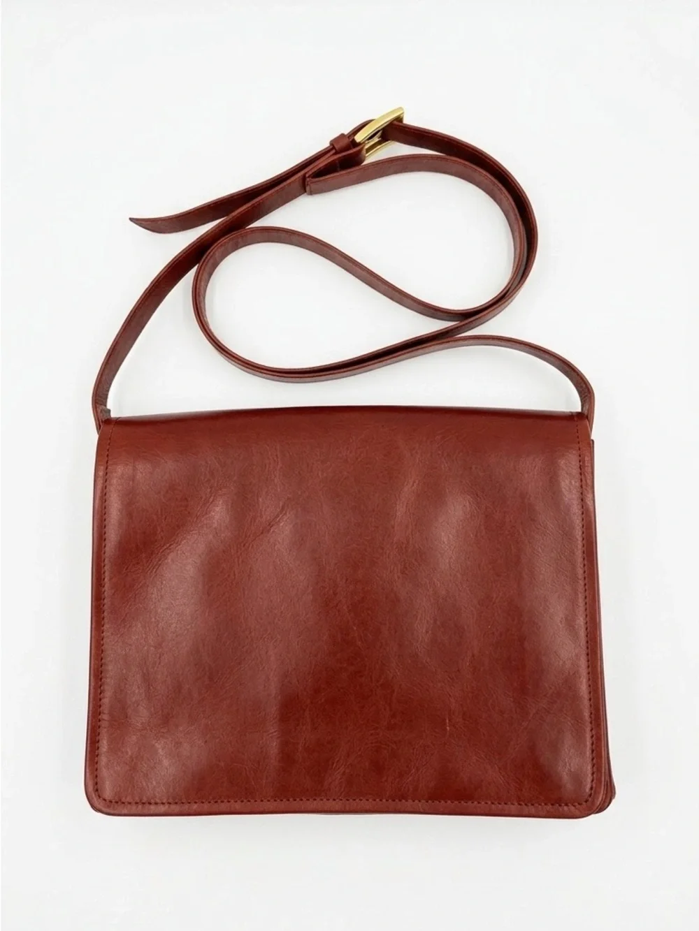 Classic Brown Leather Crossbody Bag - Unbranded